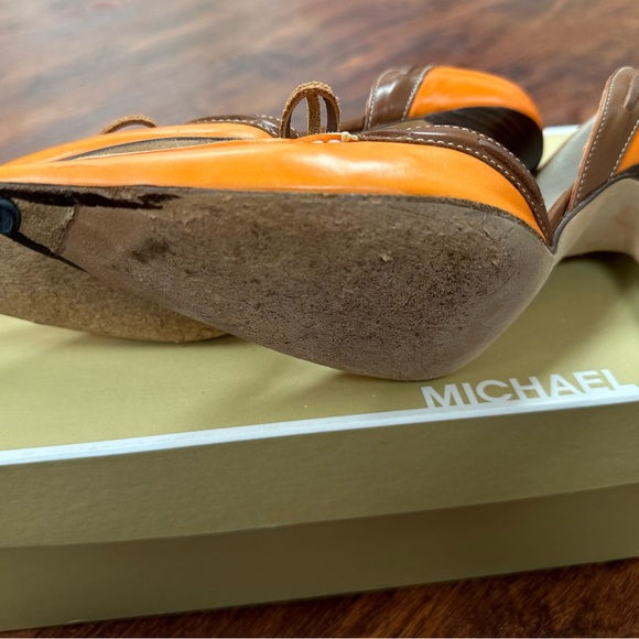 Michael Kors tangerine calf heels, great condition, box included - Picture 3 of 6